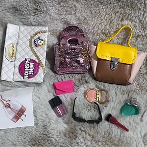 Mini Fashion Brand Purses Series 1 – Collect Them All